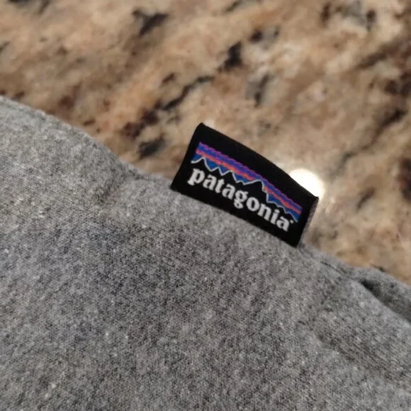 Patagonia Uprisal P-6 Logo Hoody Size M - Picture 5 of 11